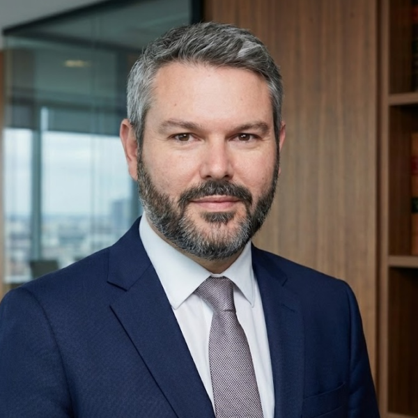 Nicolas B